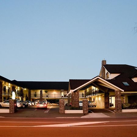 Aotea Motor Lodge Whanganui Zewnętrze zdjęcie The River Lee Hotel
