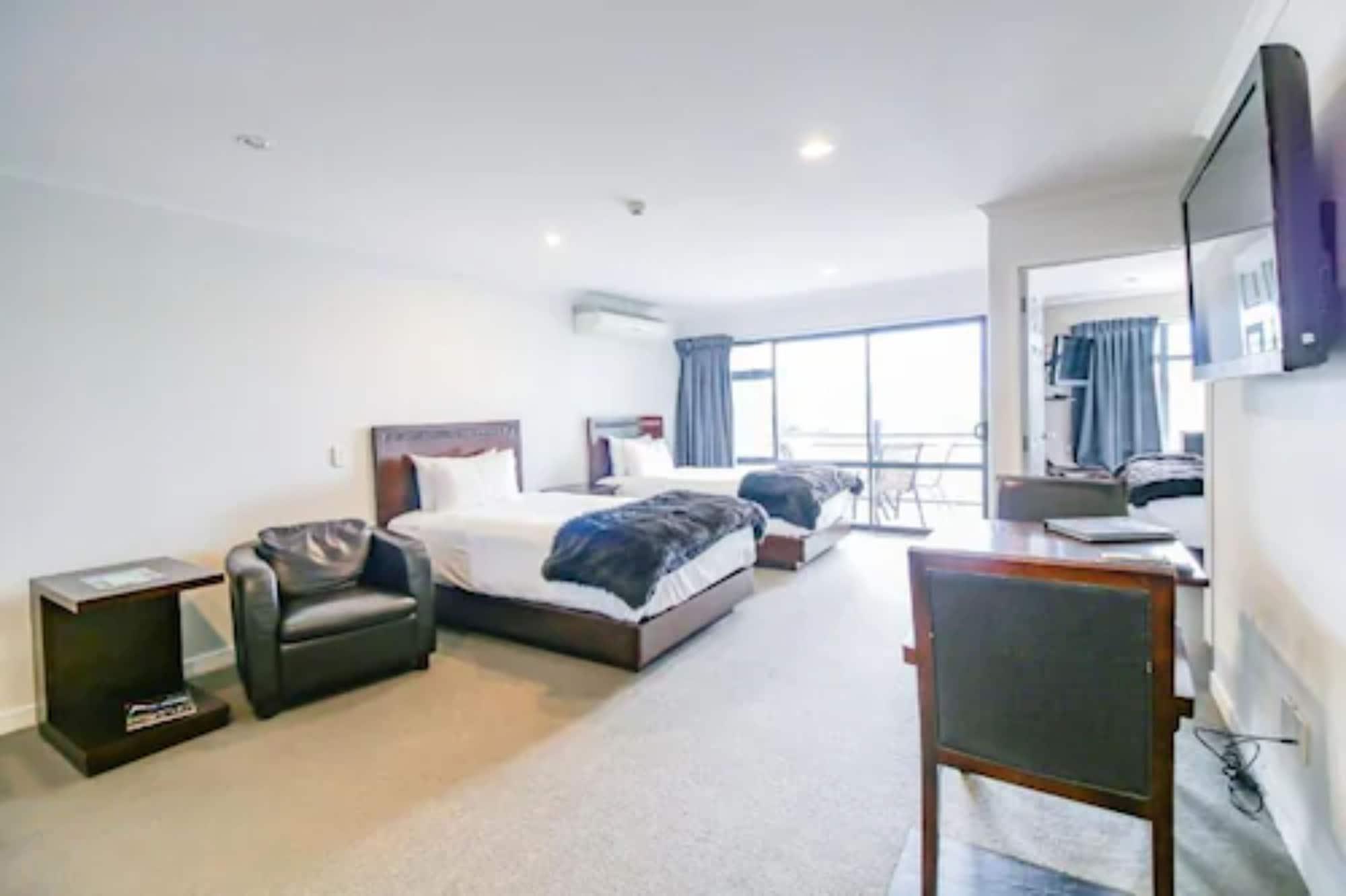 Aotea Motor Lodge Whanganui Zewnętrze zdjęcie Studio apartment