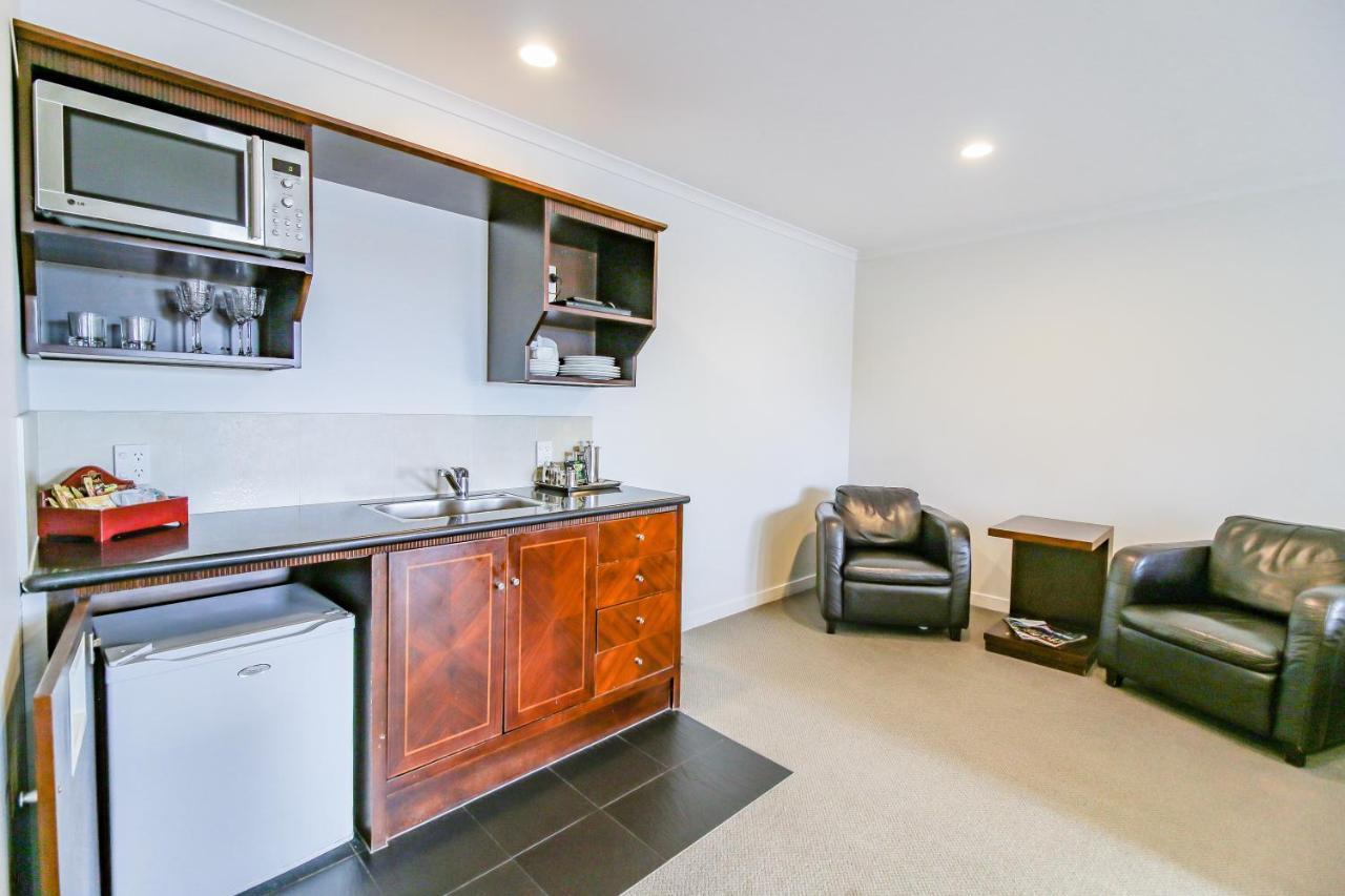 Aotea Motor Lodge Whanganui Zewnętrze zdjęcie A typical one-bedroom apartment at the hotel
